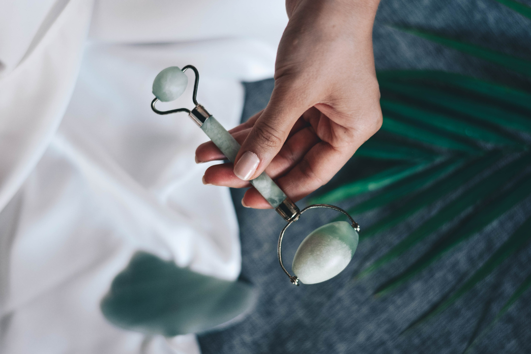 Rodillo de jade en estetica